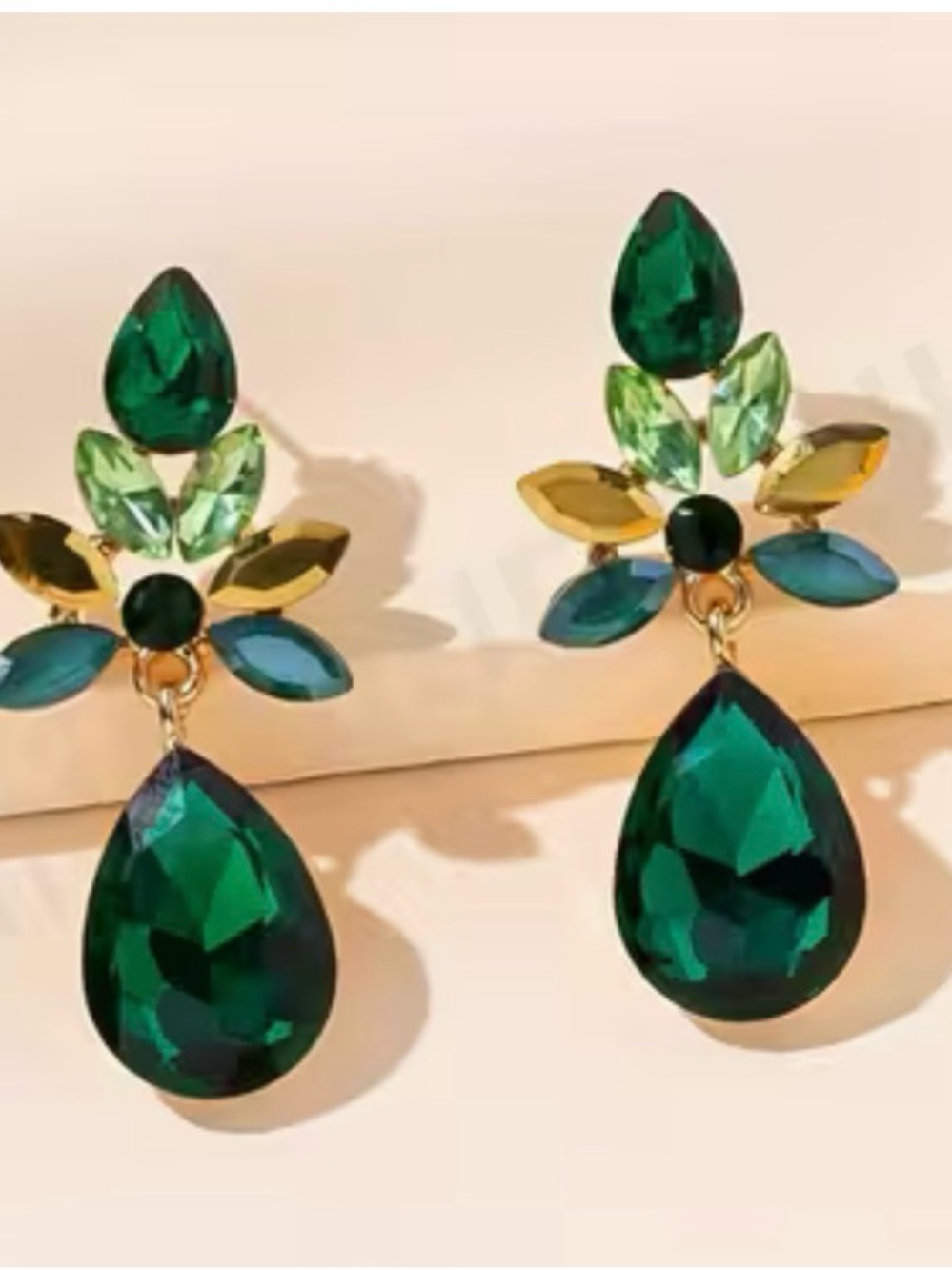 Emerald Green Teardrop Crystal Drop Earrings - Women Jewelry